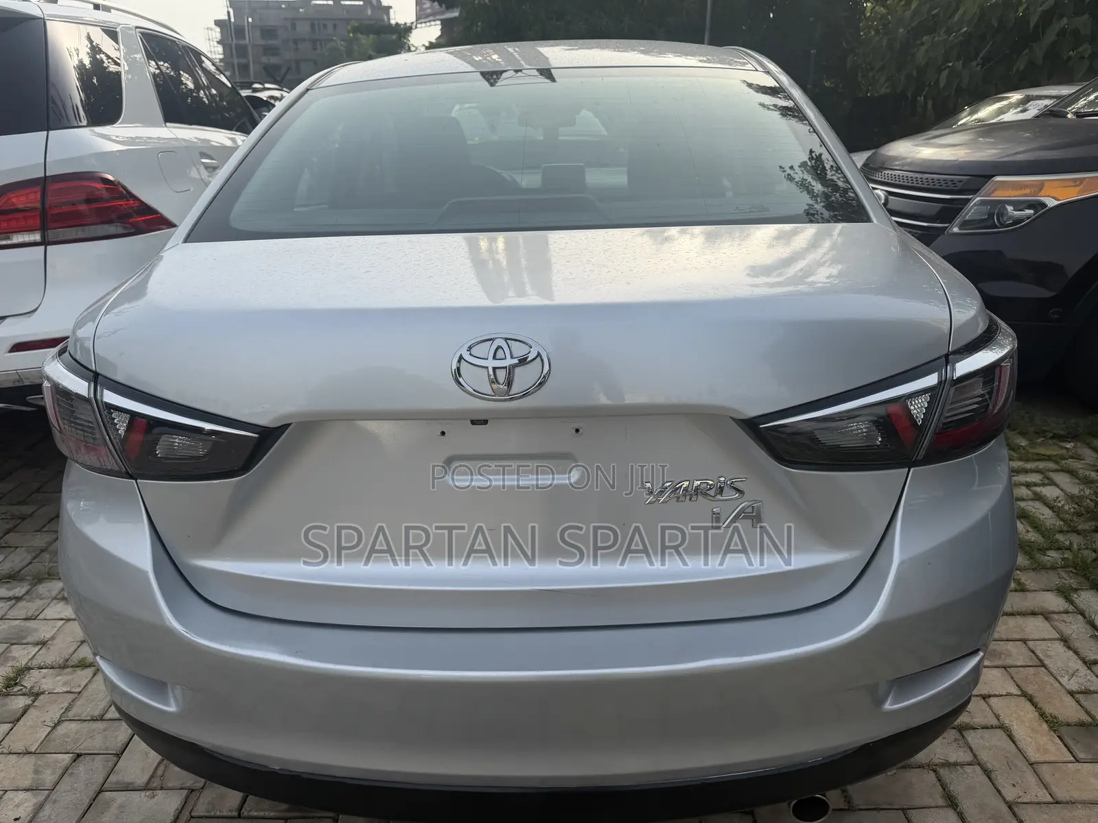 Toyota Yaris 2018 Silver