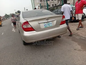 Toyota Camry 2003 Gold