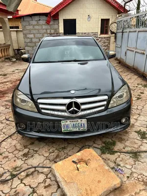 Mercedes-Benz C300 2008 Gray