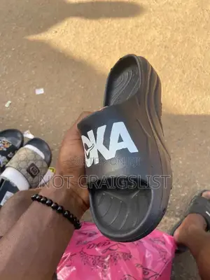 Hoka Slides for Men and Women | Original Ora Recovery Slides