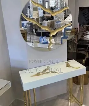 Vanities Mirror Console Table