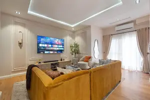 Book This Cozy 2 Bedroom Apartment Ps5 Pool Balcony