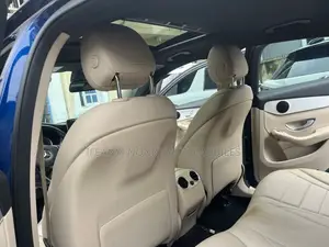 Mercedes-Benz GLC-Class 2019 Blue