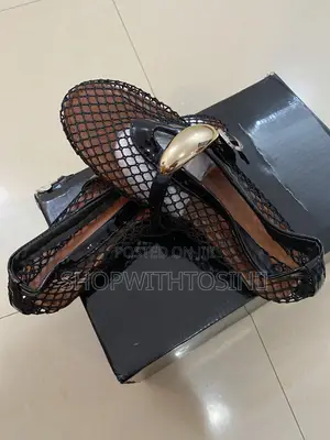 A Very Beautiful Shoe and Bags for Our Queens