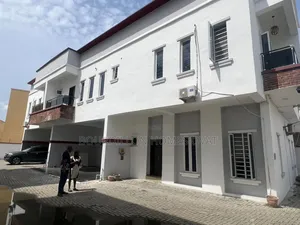 4bdrm Duplex in Orchid Lekki Lagos for rent
