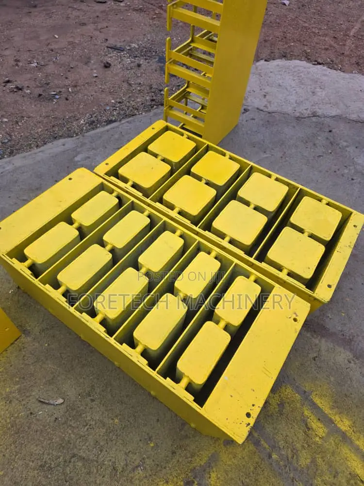 Mobile Block Molding Machine (3000 Blocks Daily)