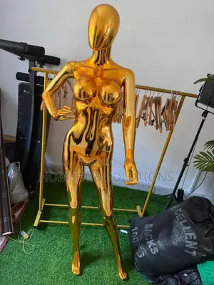 Female Gold Mannequin