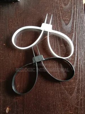 Zip Tie Handcuffs
