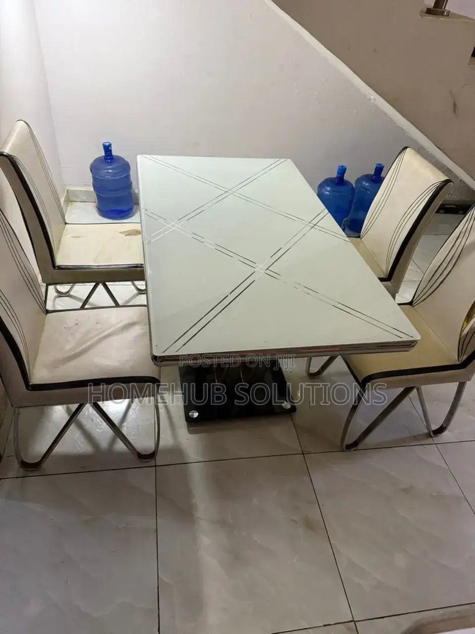 4 Seaters Dining Table Set