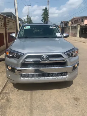 Toyota 4-Runner 2016 Silver