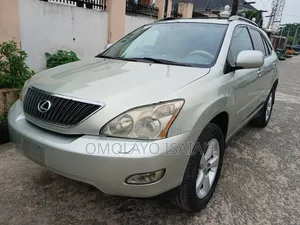 Lexus LM 2020 Silver