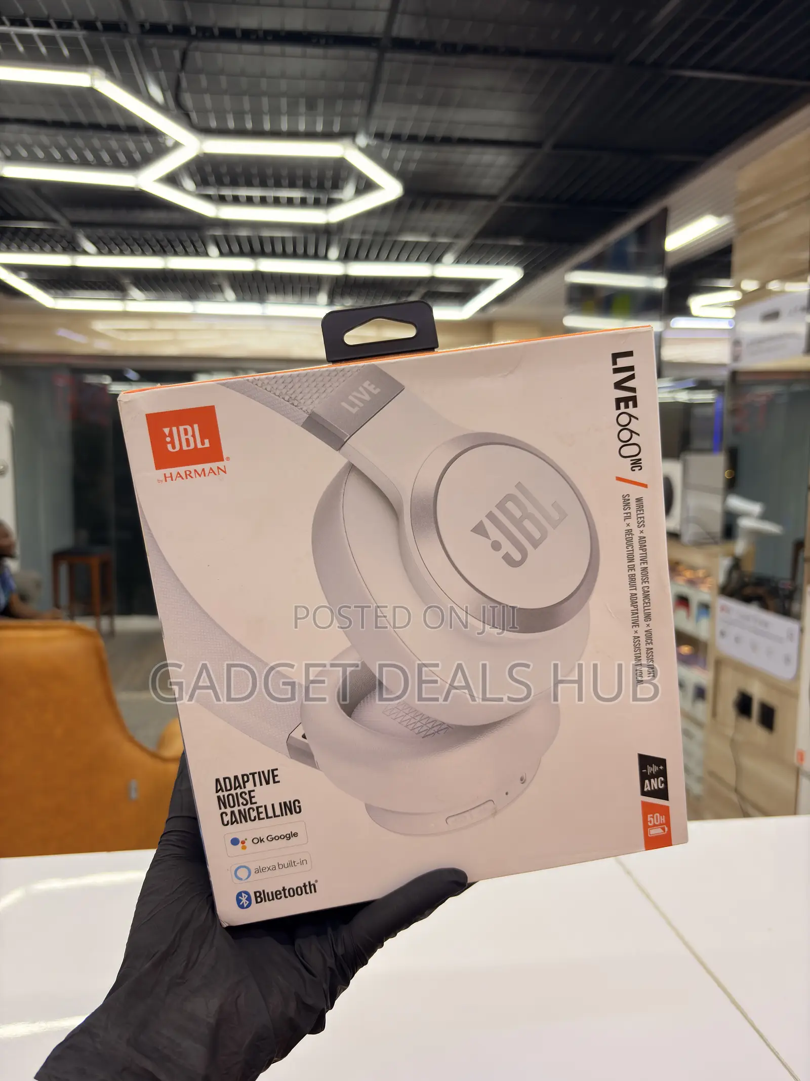 JBL Live 660nc