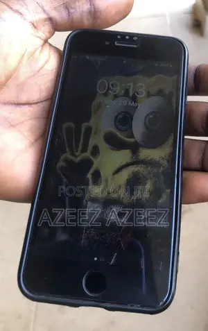 Apple iPhone 7 32 GB Black