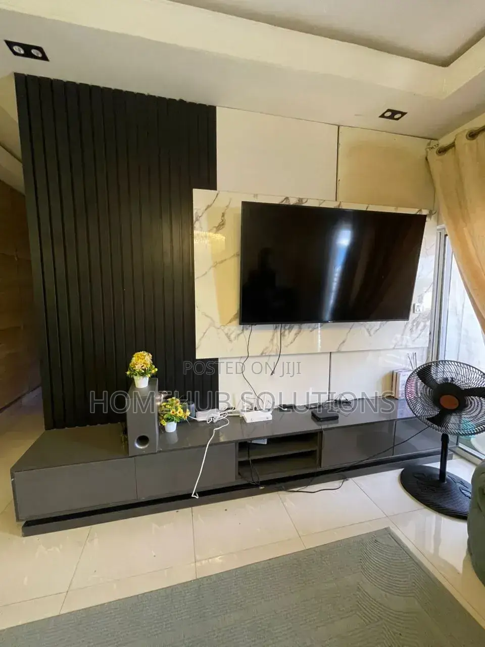 3 Tv Consoles