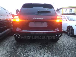 Porsche Cayenne GTS Tiptronic 2010 Red