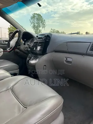 Toyota Sienna LE FWD (3.3L V6 5A) 2004 Green