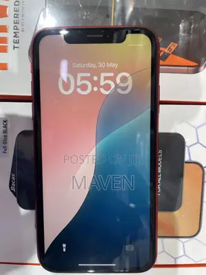 Apple iPhone XR 64 GB Red