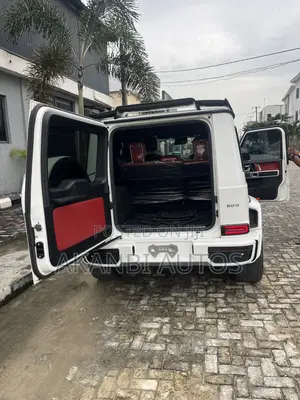 Mercedes-Benz Brabus G 800 2021 White