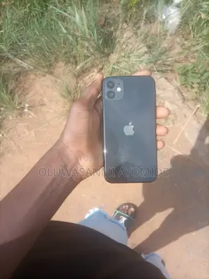 Apple iPhone 11 128 GB Black