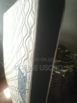 Queen-Size Canadian Orthopedic Spring Mattress