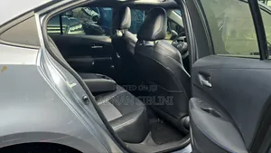 Toyota Corolla XSE 2020 Blue