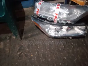 Headlights Toyota Highlander 2018 Non Daylights Tokunbo Set Available