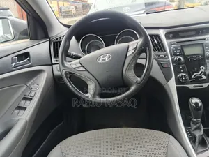 Hyundai Sonata 2012 Gray