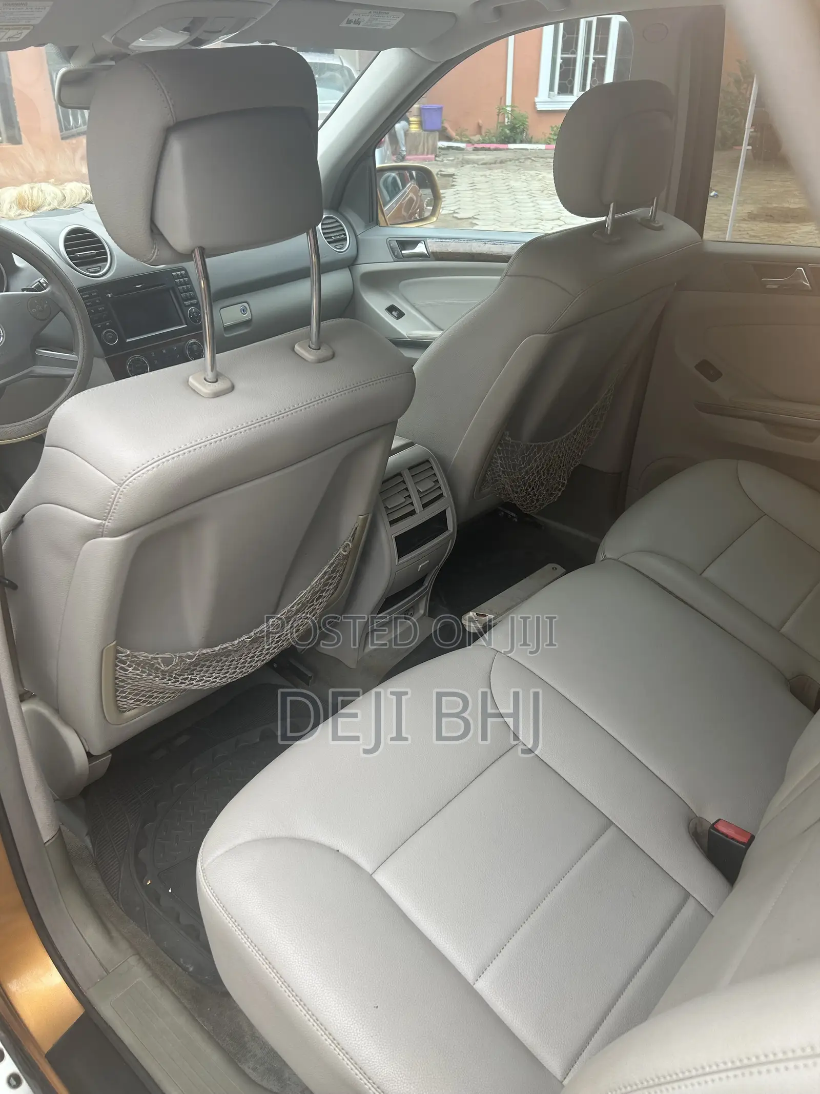 Mercedes-Benz M Class 2009 Gold