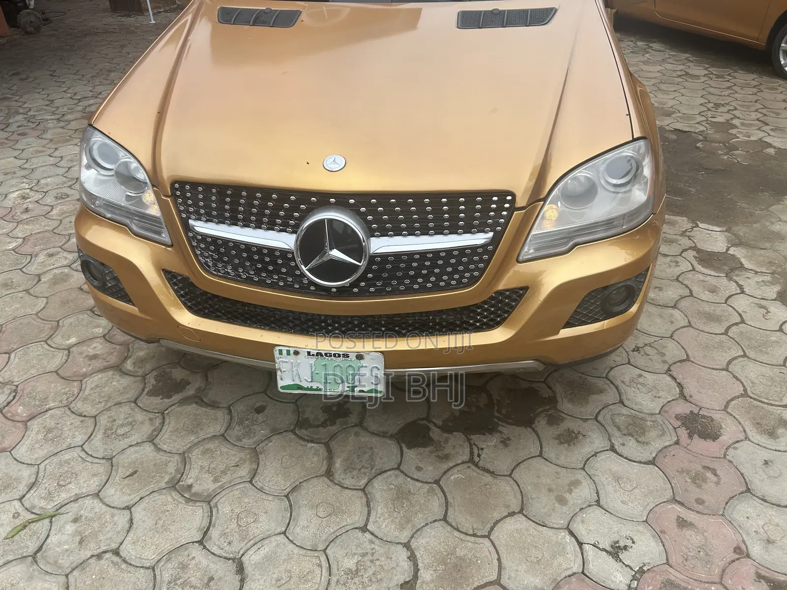 Mercedes-Benz M Class 2009 Gold