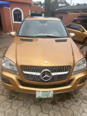 Mercedes-Benz M Class 2009 Gold