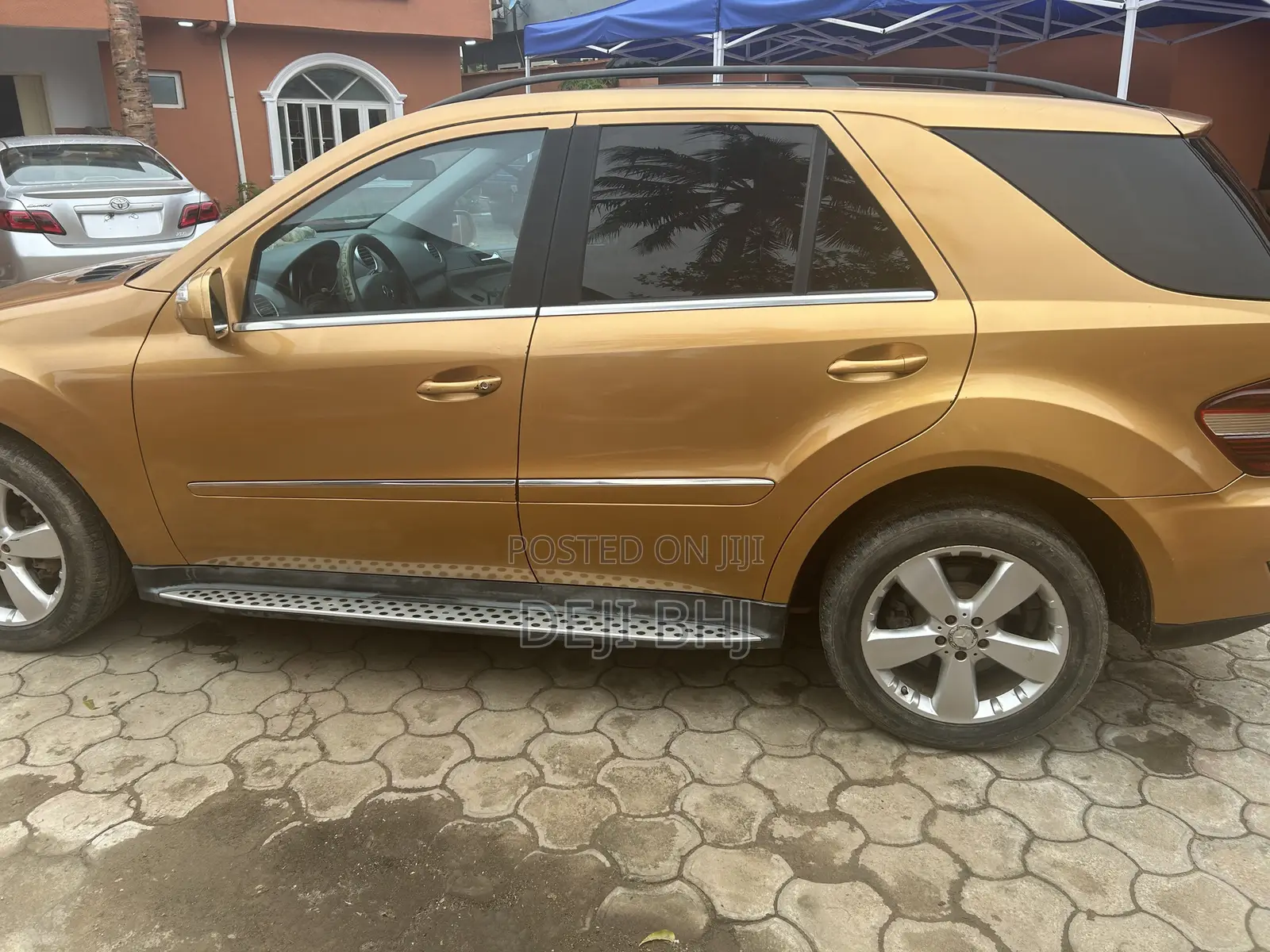 Mercedes-Benz M Class 2009 Gold