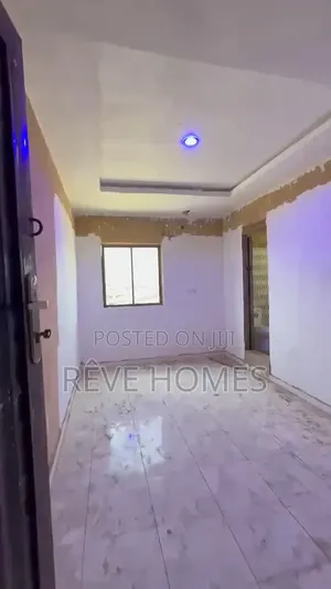 Studio Apartment in Awoyokun, Ikorodu Road / Ilupeju for rent