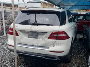 Mercedes-Benz M Class ML 350 4Matic 2013 White