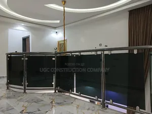 Stainless Black Profile With 10mm Glass