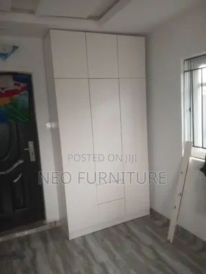 Built in Wardrobe 4 by 9ft