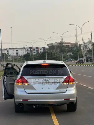 Toyota Venza 2014 Silver