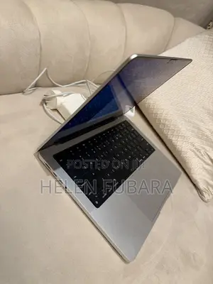 Laptop Apple MacBook Pro 2023 M3 14-inch 8GB Apple M3 Pro SSD 512GB