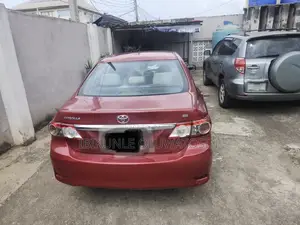 Toyota Corolla LE 4dr Sedan (1.8L 4cyl 4A) 2013 Red