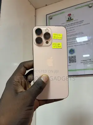 Apple iPhone 16 Pro Max 256 GB Gold