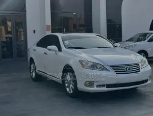 Lexus ES 350 2011 White