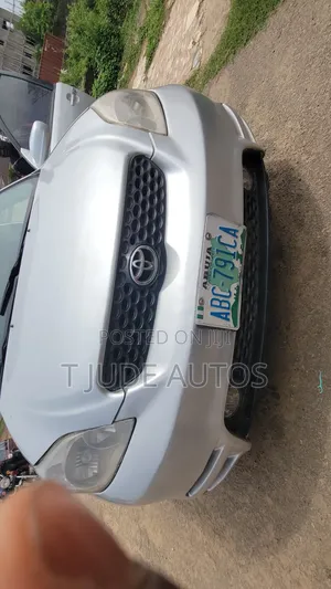 Toyota Matrix 2003 Silver