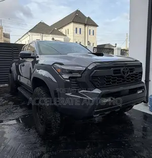 Toyota Tacoma TRD Sport Double Cab 5.0 ft. SB 2025 Black