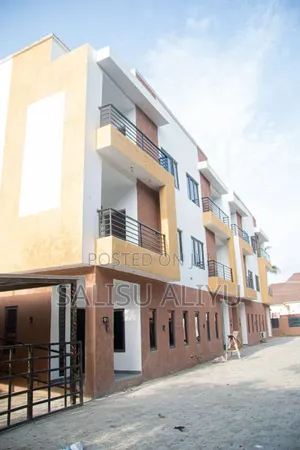 4bdrm Duplex in Life Camp for sale