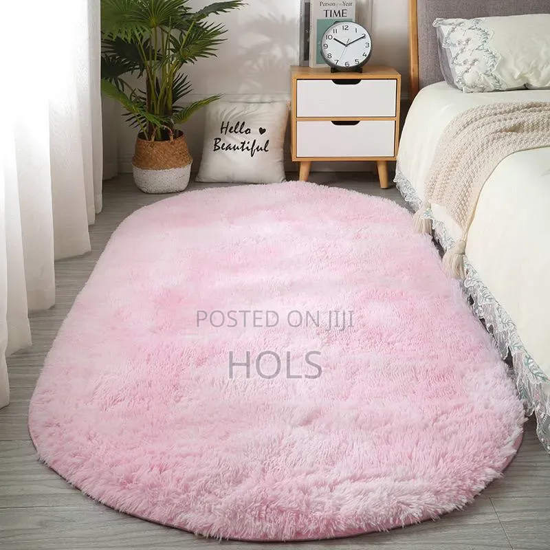 Cute Soft and Round Rabbit Fur Rug