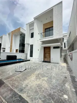 4bdrm Duplex in Chevron for sale