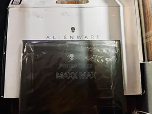New Laptop Alienware M18 R2 16GB Intel Core i7 SSD 1T