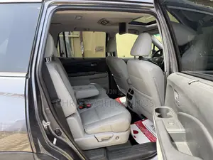 Honda Pilot Touring 4dr SUV 4WD (3.5L 6cyl 9A) 2016 Gray