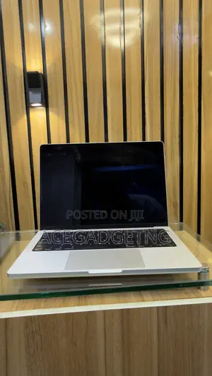 Laptop Apple MacBook Pro 2021 M1 64GB Apple M1 Max SSD 1T
