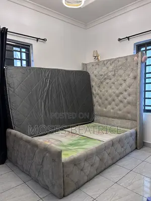Bedframe G