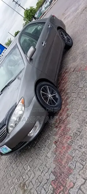 Toyota Camry 2006 Silver
